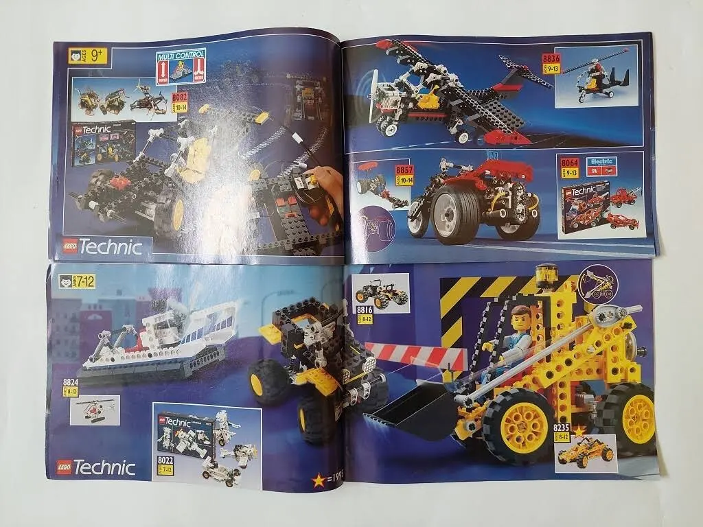Katalogi Lego z lat 90 6 sztuk + 9 ulotek + 3 plakaty