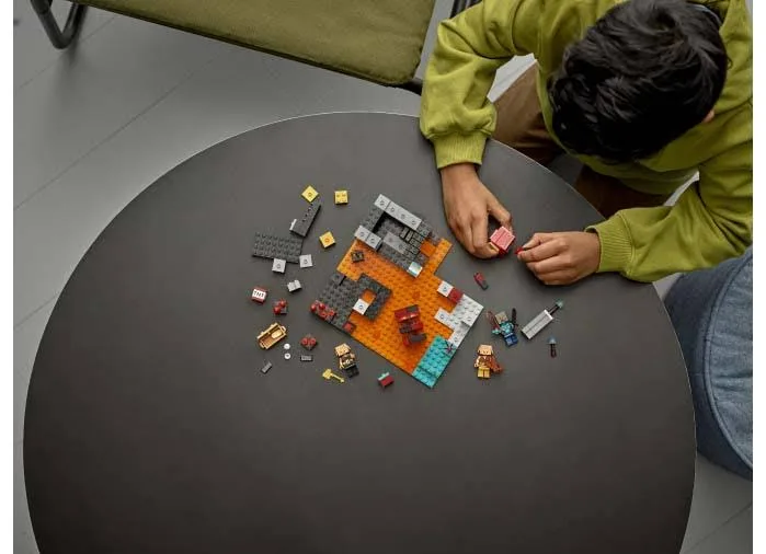 LEGO 21185 MINECRAFT Bastion w Netherze