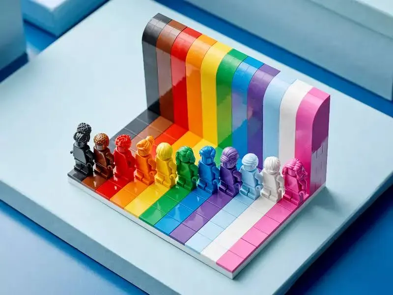 LEGO 40516 KAŻDY JEST WSPANIAŁY