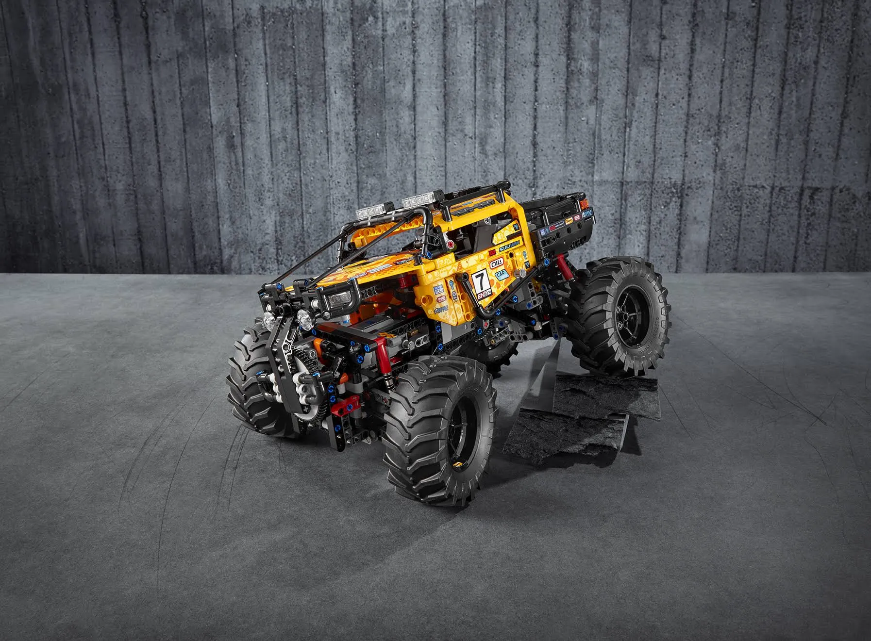 LEGO 42099 Technic Zdalnie sterowany pojazd terenowy