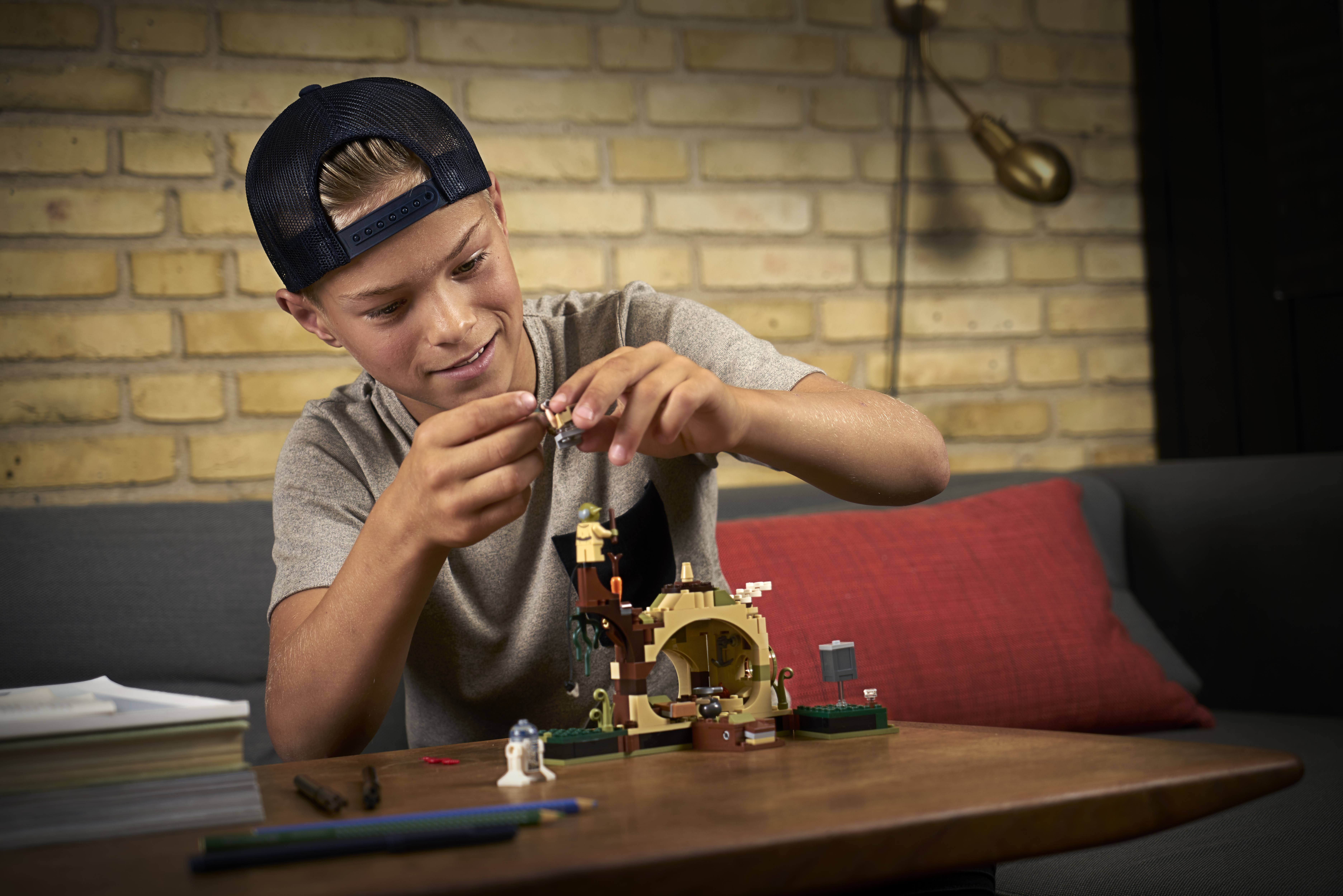 LEGO 75208 STAR WARS CHATKA YODY