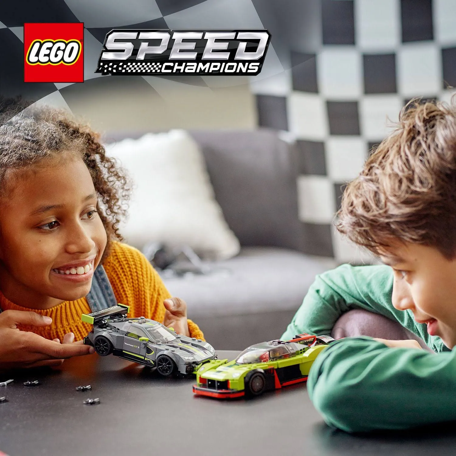 LEGO (76910) Speed Champions - Aston Martin Valkyrie AMR Pro i Aston Martin Vantage GT3