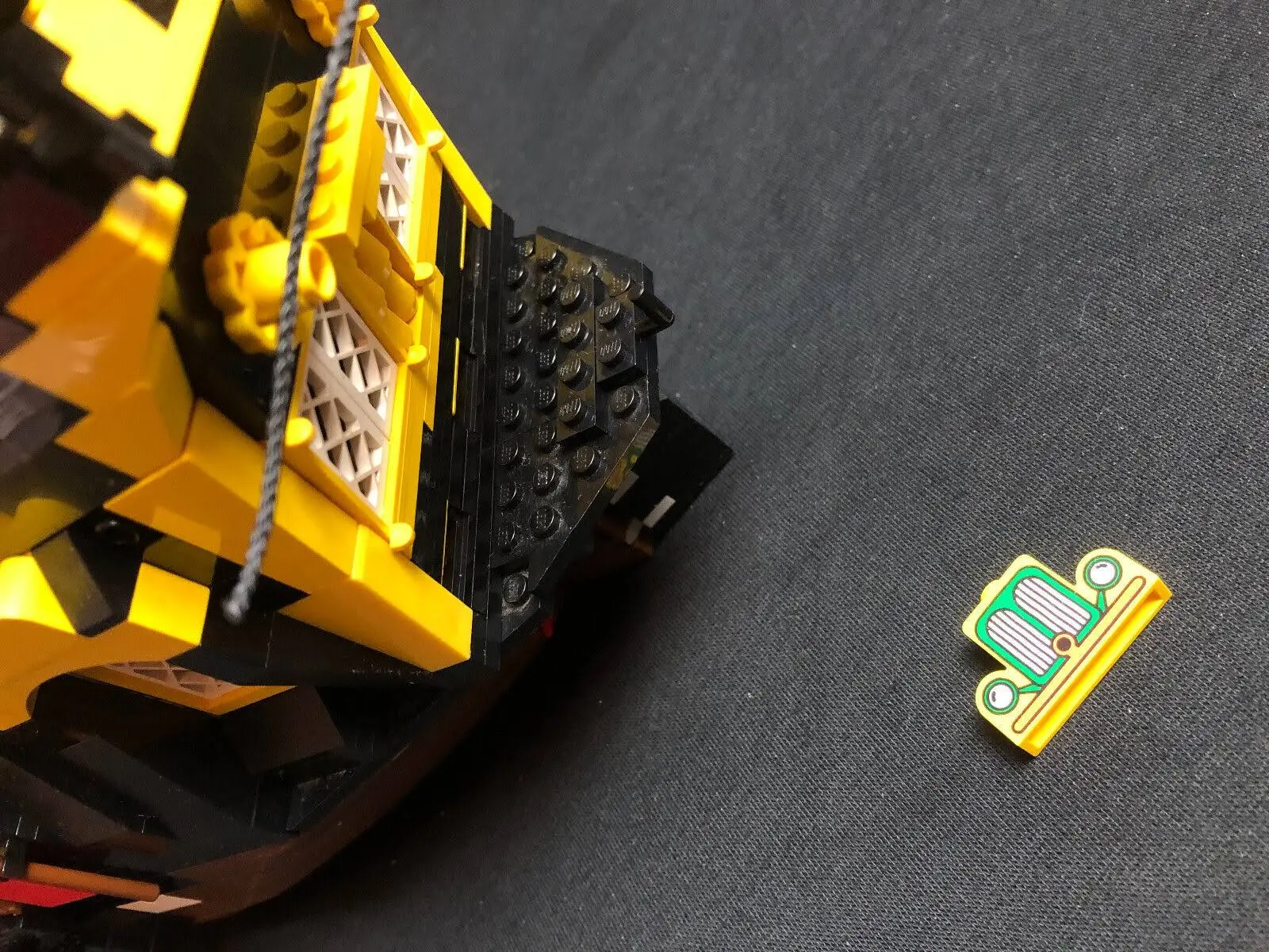 Lego 6285 Piraci I Black Seas Barracuda (dark Shark) Statek Piracki Z