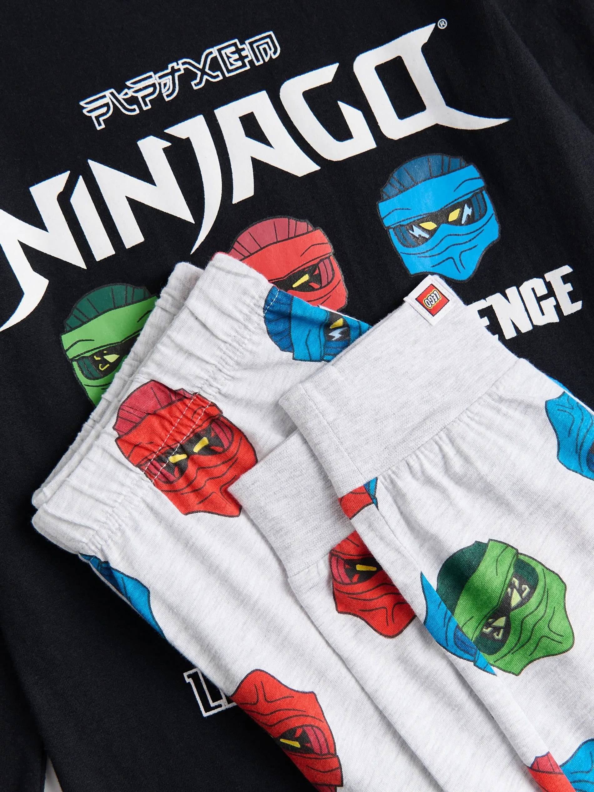 Piżama Lego Ninjago - 98/104 (2-4 lata) - czarny - chłopcy - Reserved - 196CY-99X