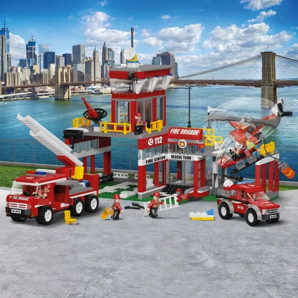 Klocki Remiza Strażacka Straż Pożarna Wóz Strażacki Płytka Cobi 841 El.