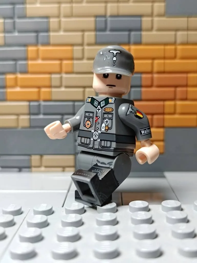 Minifigurka Oficer Niemiecki WW2 wojsko klocki LEPIN Army no.0068