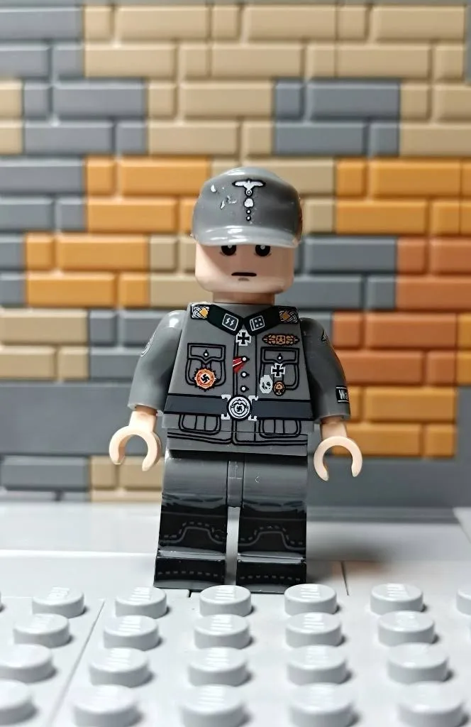 Minifigurka Oficer Niemiecki WW2 wojsko klocki LEPIN Army no.0068