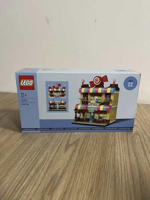 LEGO 40692 - Sklep z cukierkami